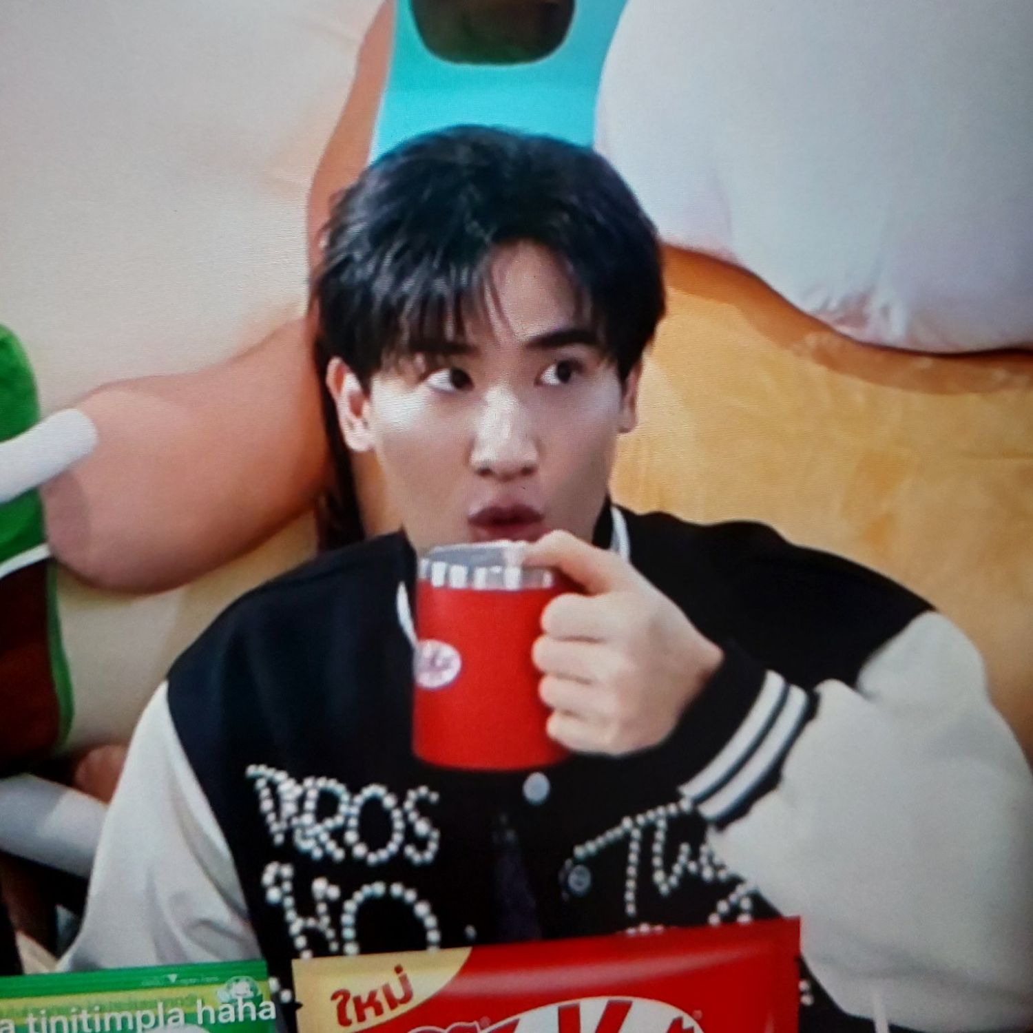 A moment captured by a fan of Tay Tawan Vihokratana