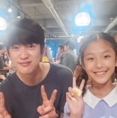 Latest photo of Park Jinyoung