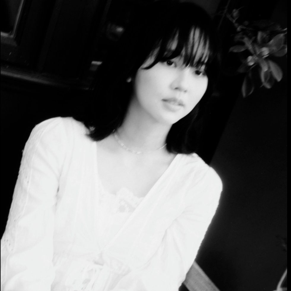 Behind-the-scenes cut of Kim Sohyun