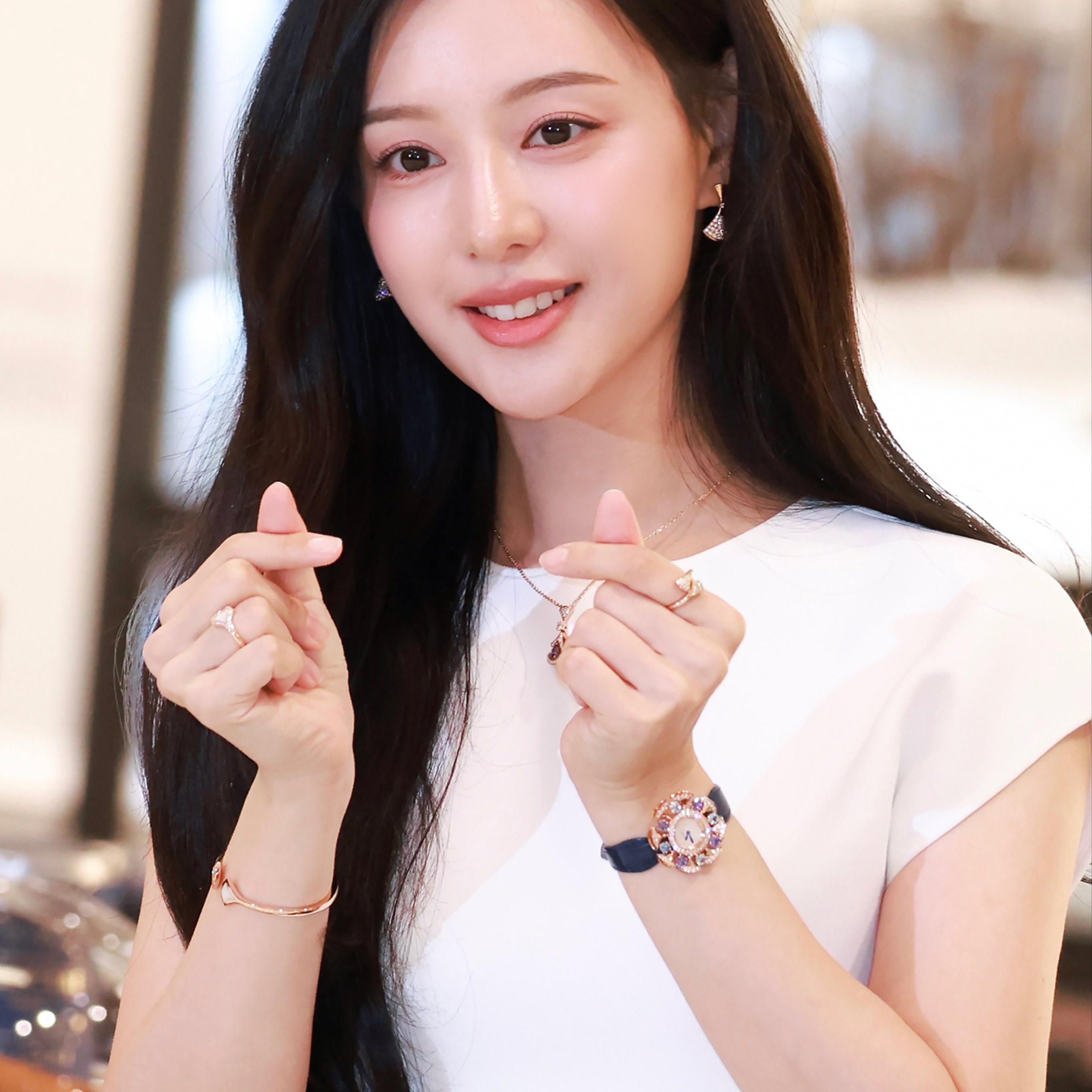 Recent activity shot of Kim Jiwon