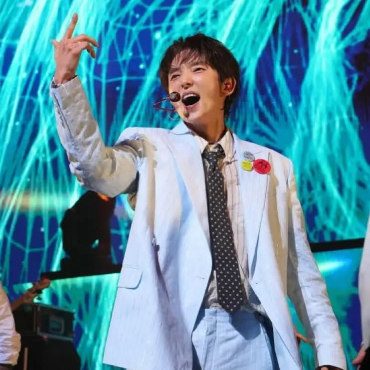Behind-the-scenes cut of Lee Joongi