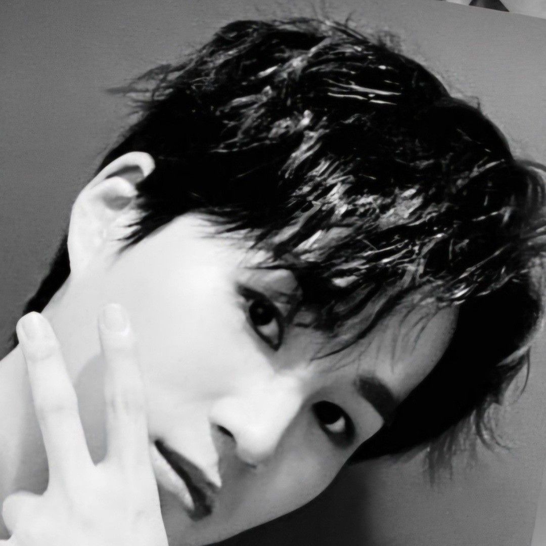 金熙栽的最新照片