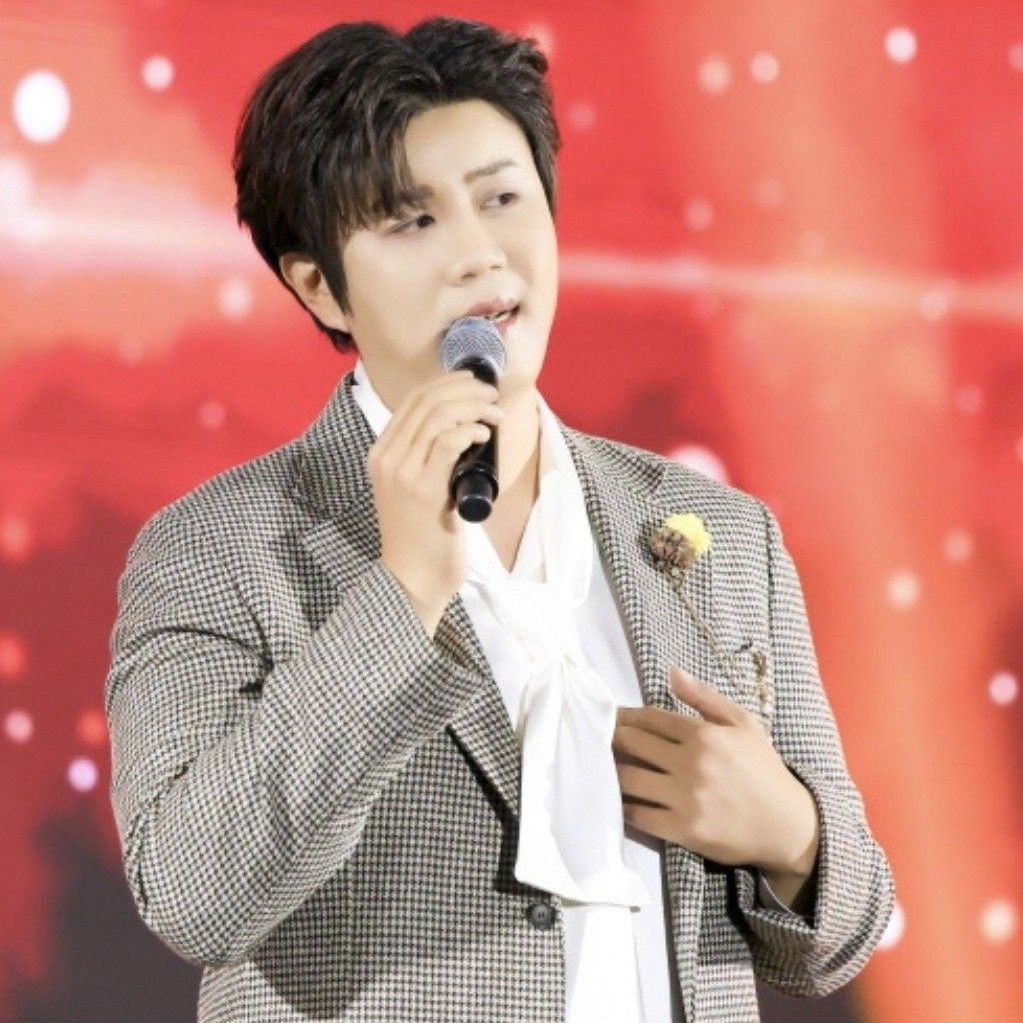 Behind-the-scenes cut of Jin Haesung