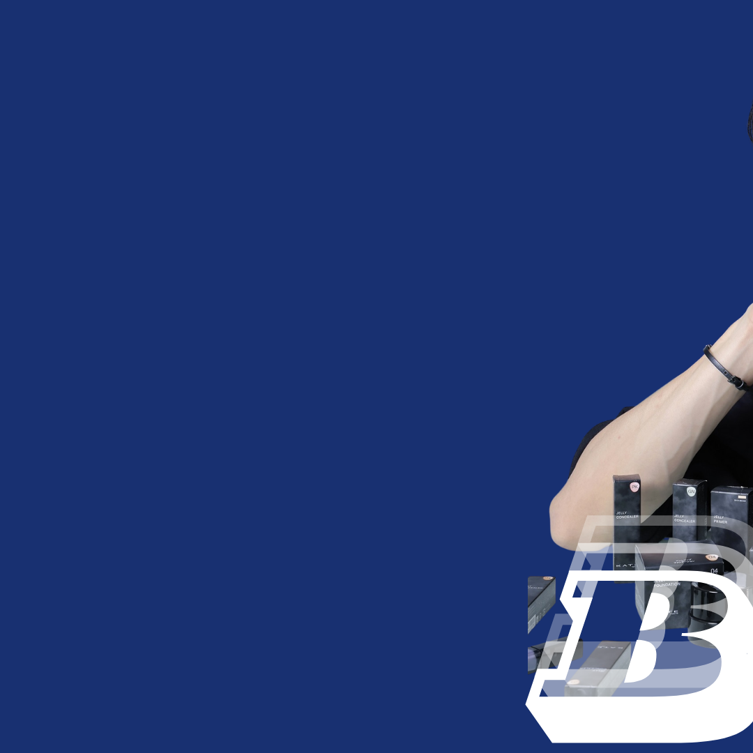 Behind-the-scenes cut of Book Kasidet Plookphol