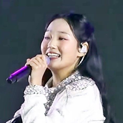 Foto kegiatan terbaru dari Kim Taeyeon