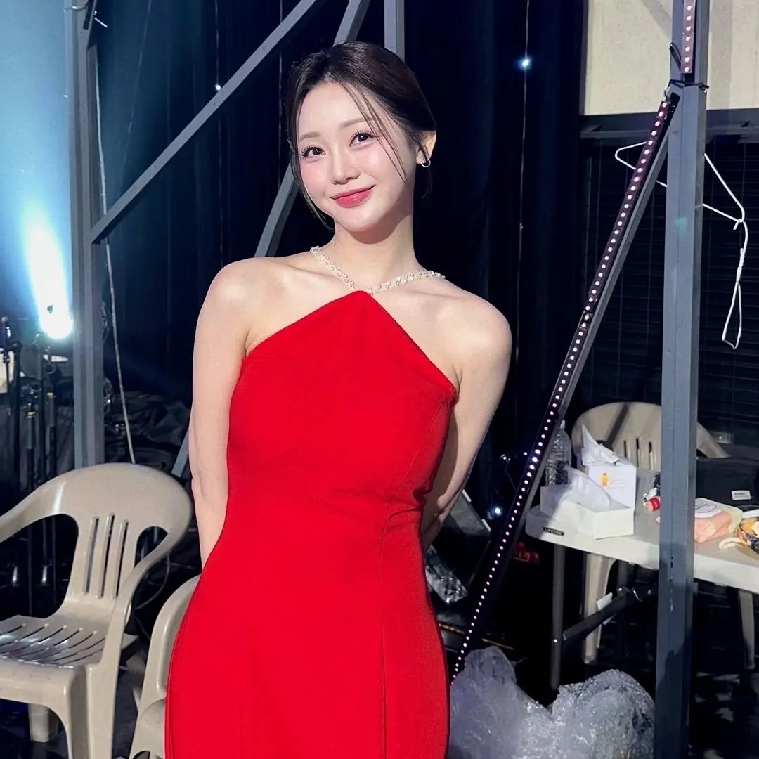 Latest photo of Hong Jiyoon