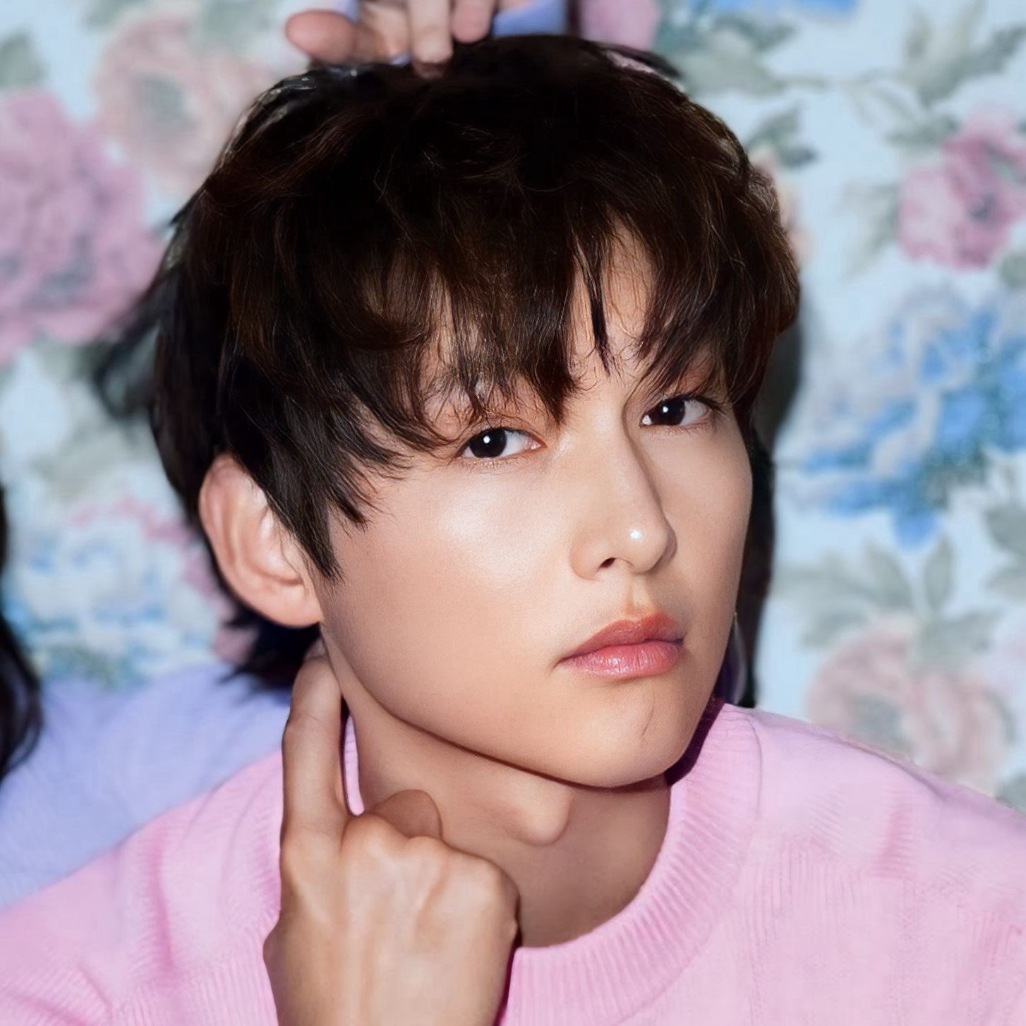 Behind-the-scenes cut of Song Joongki
