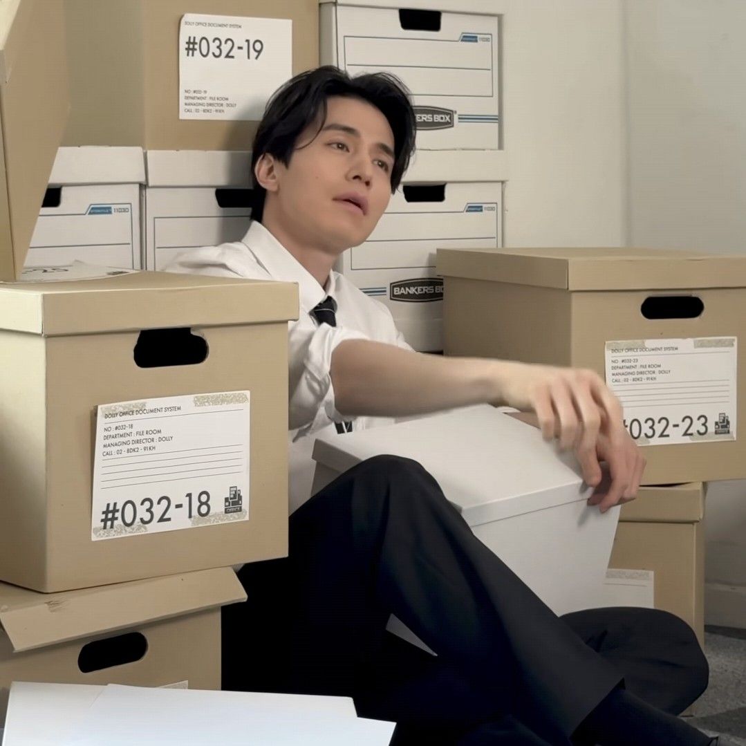 Recent activity shot of Lee Dongwook