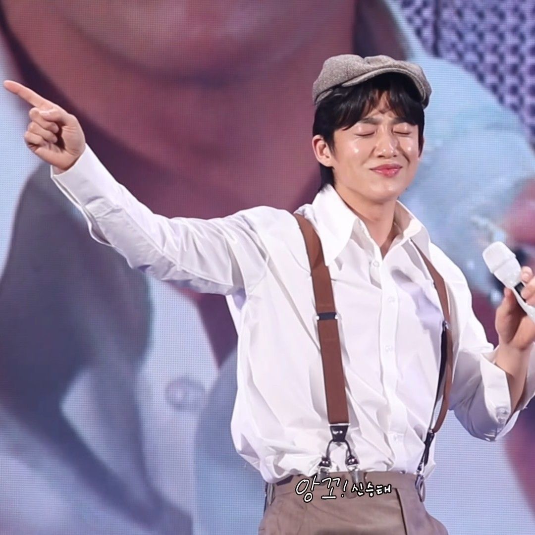 Behind-the-scenes cut of Shin Seungtae