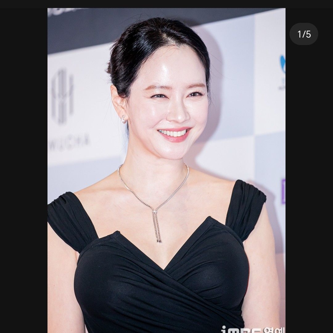 Latest photo of Song Jihyo