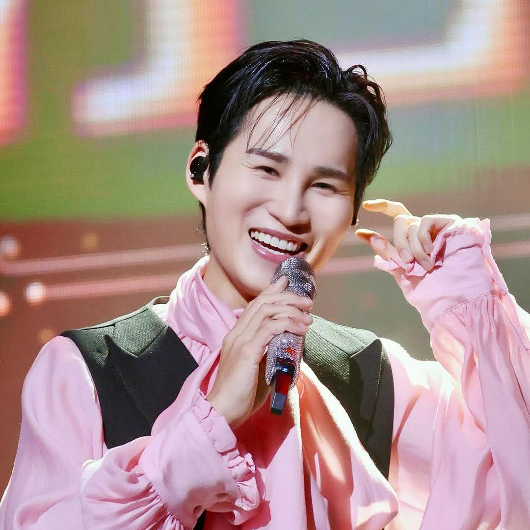 김희재 최근 활동샷