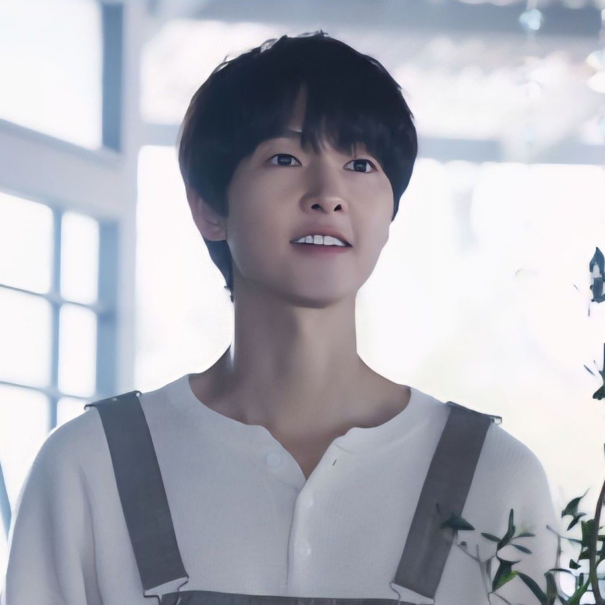 송중기의 비하인드 컷