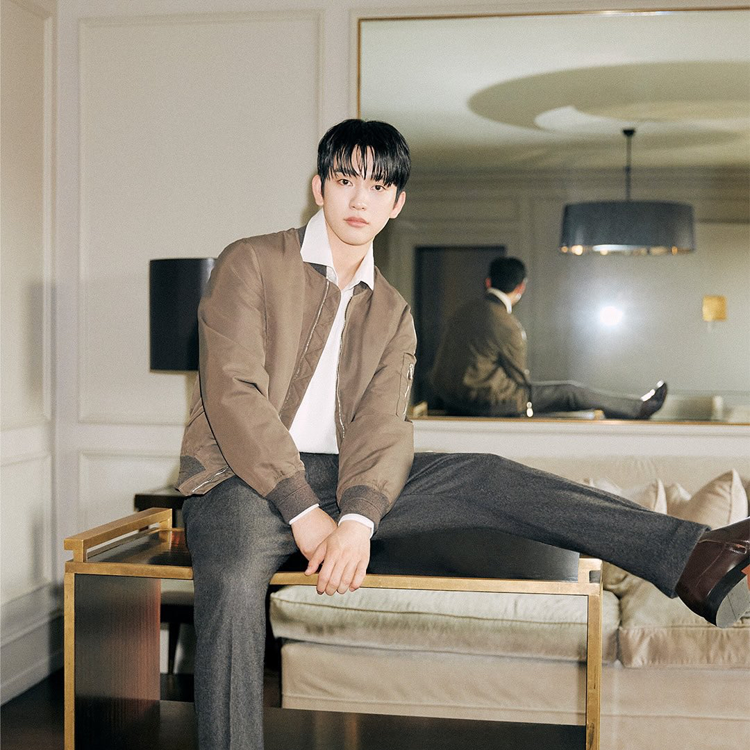 Recent activity shot of Park Jinyoung