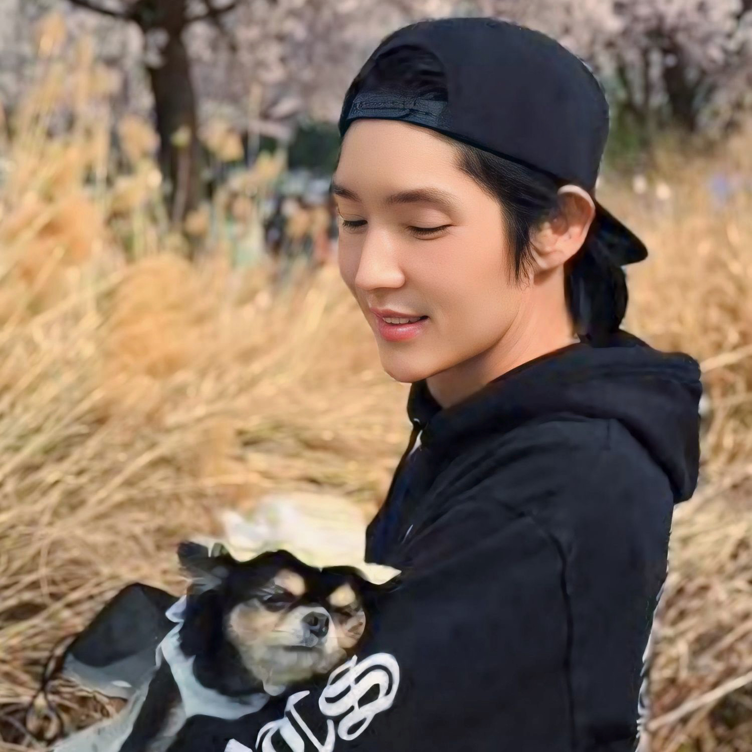 Behind-the-scenes cut of Lee Joongi