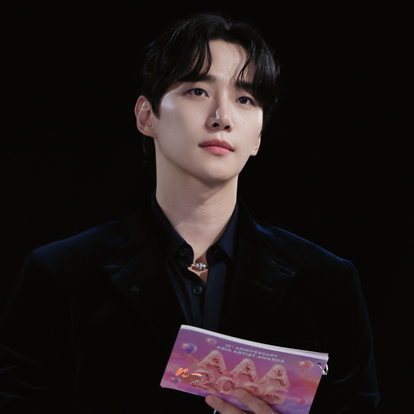 イ・ジュノの最近の活動ショット