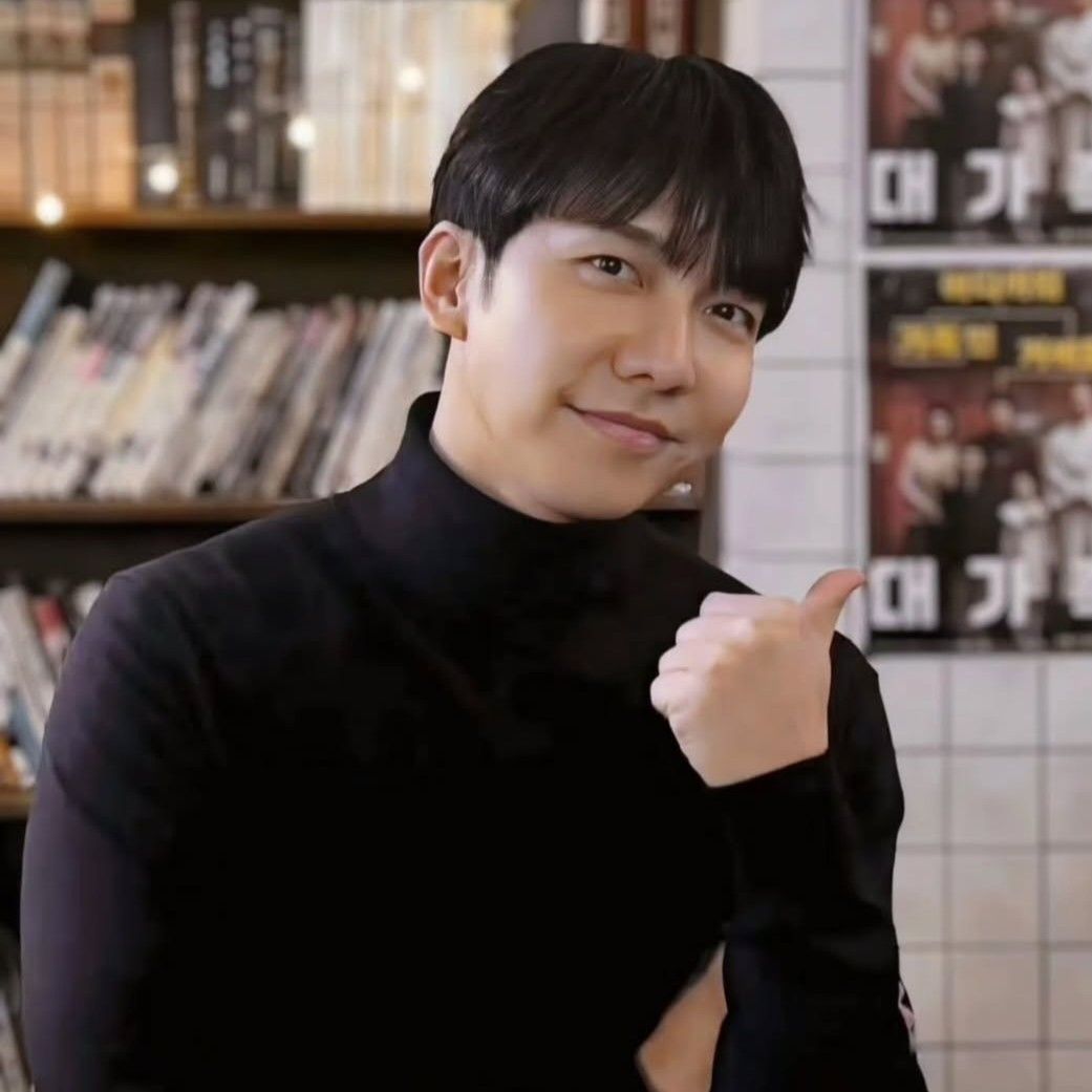 A moment captured by a fan of Lee Seunggi