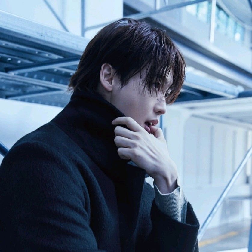 李鍾碩的最新照片