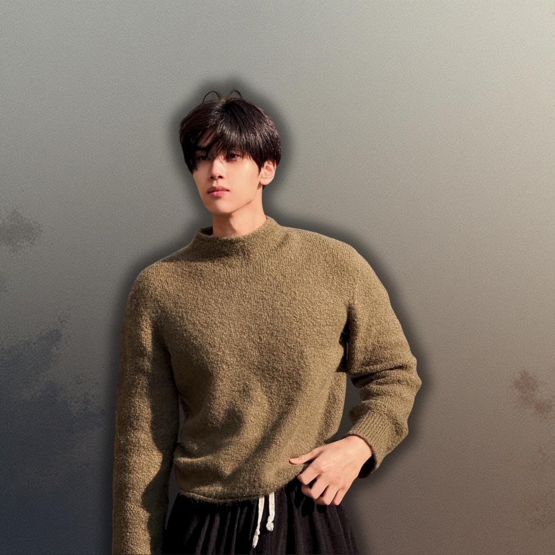 Latest photo of Dunk Natachai Boonprasert