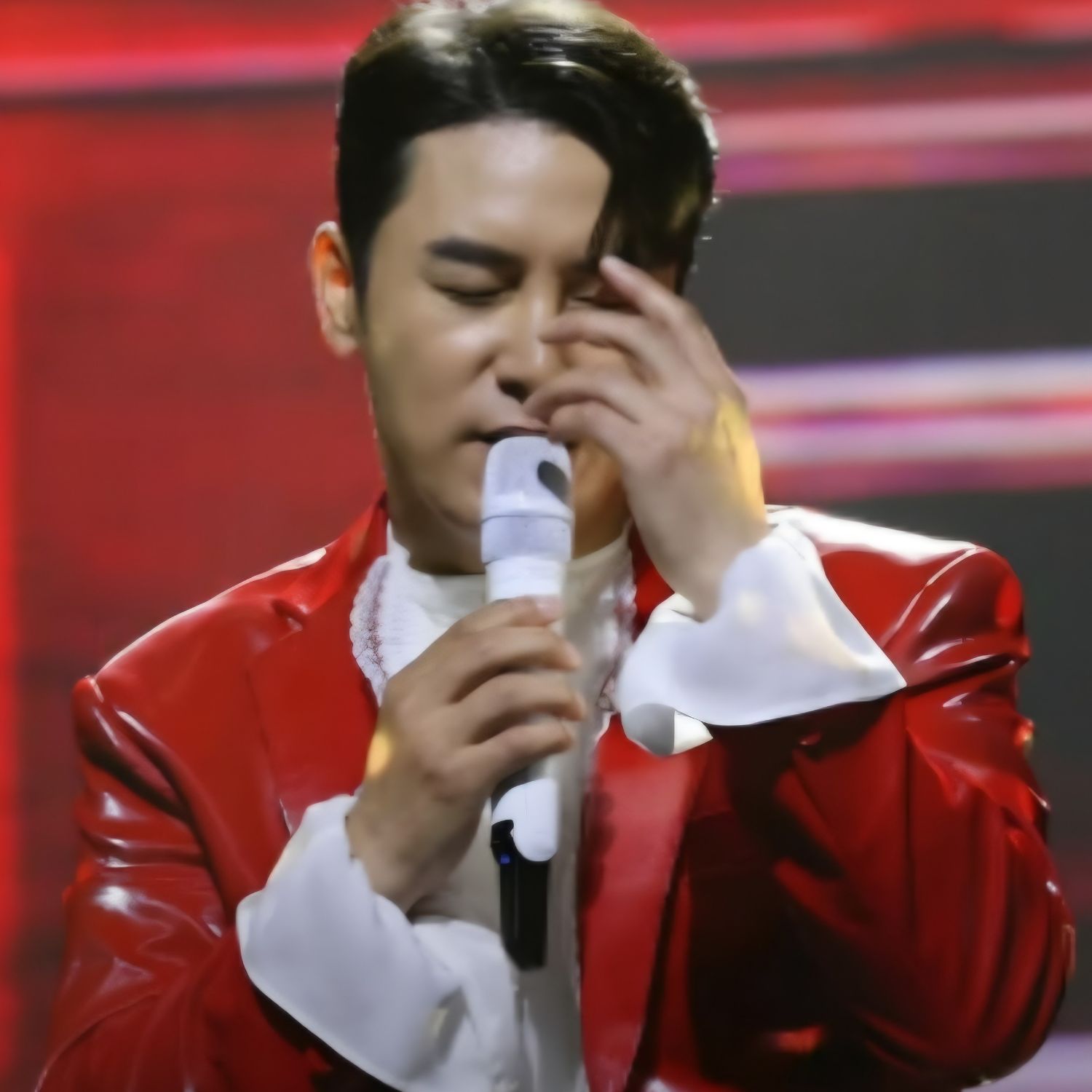 Recent activity shot of Jang Minho