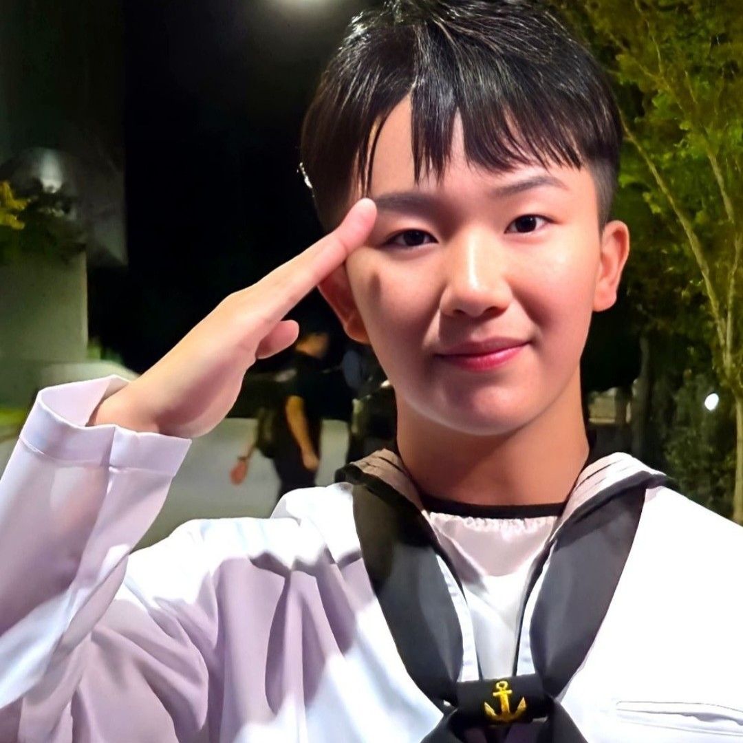 Behind-the-scenes cut of Nam Seungmin