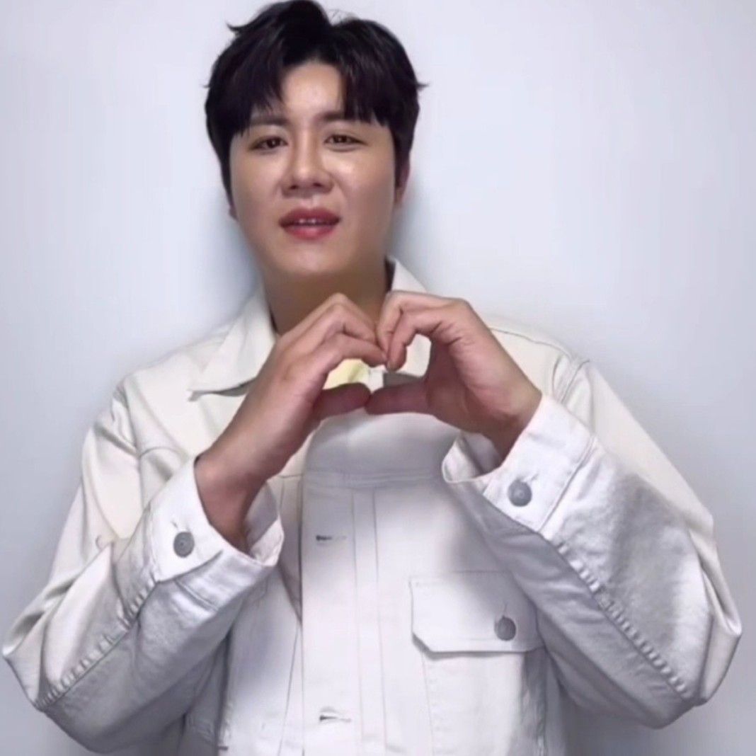 Recent activity shot of Jin Haesung