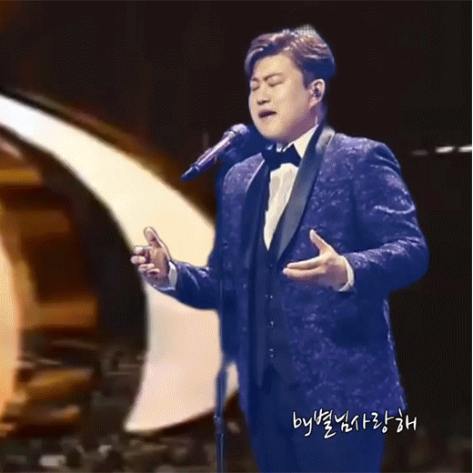 Foto terbaru dari Kim Hojoong