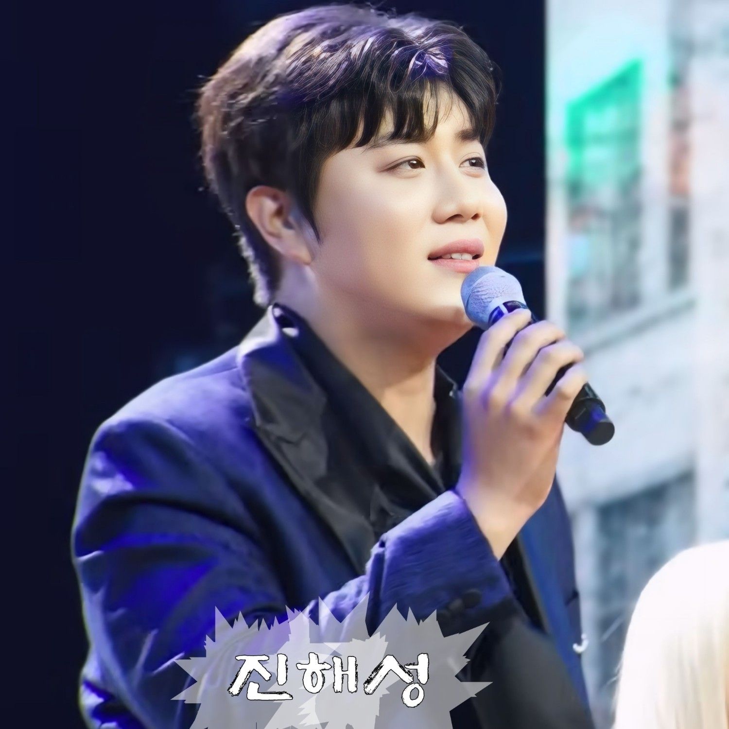 Behind-the-scenes cut of Jin Haesung