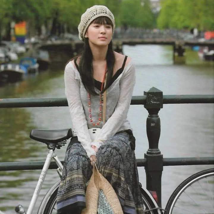 A moment captured by a fan of Song Hyekyo