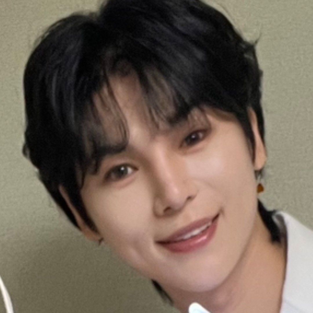 Behind-the-scenes cut of Kim Junsu (1991)