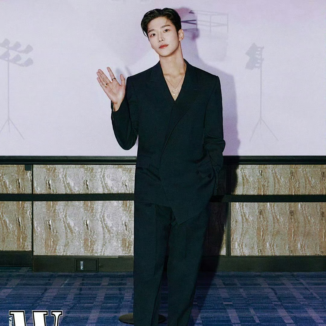 路雲的最新照片