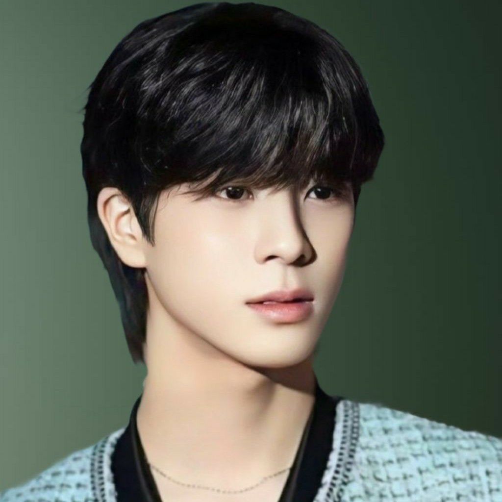 Foto terbaru dari Jeong Dongwon