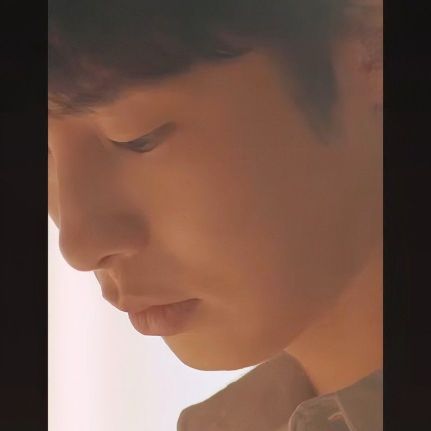 Behind-the-scenes cut of Lee Jaewook