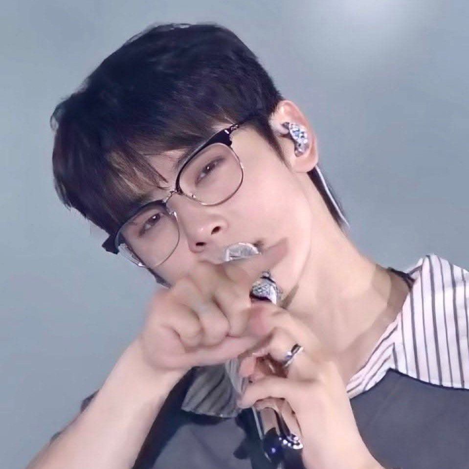 Latest photo of Cha Eunwoo