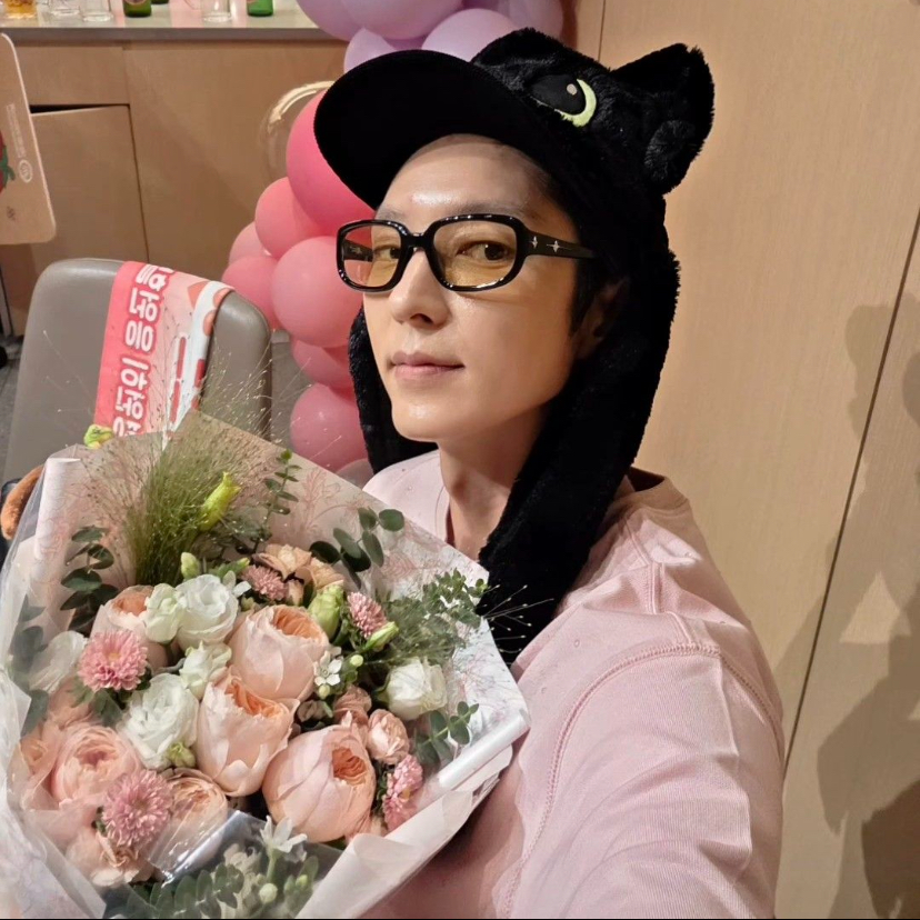 Latest photo of Lee Joongi