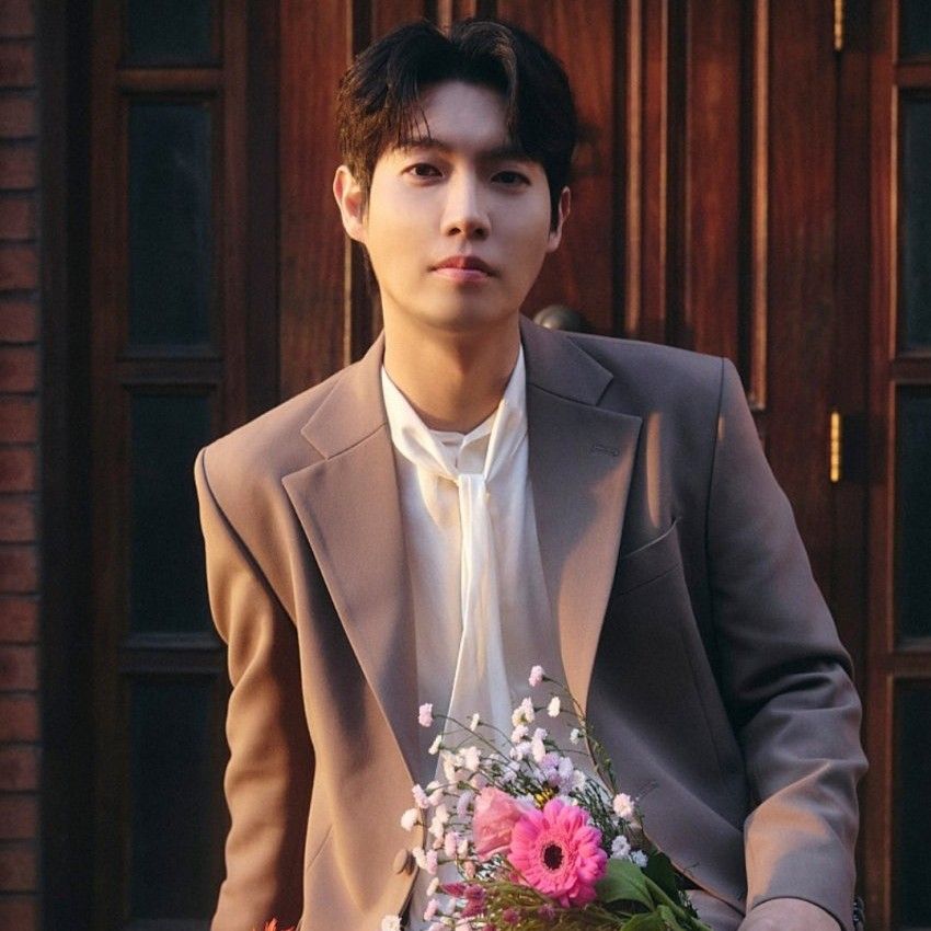 A moment captured by a fan of Son Taejin