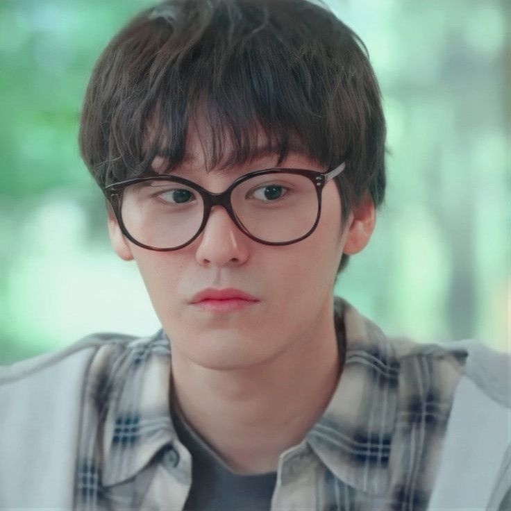 A moment captured by a fan of Kim Bum
