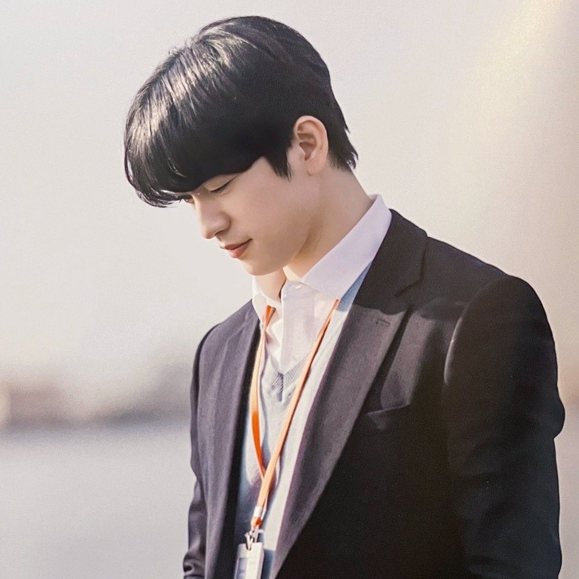 Cuplikan di balik layar dari Park Jinyoung