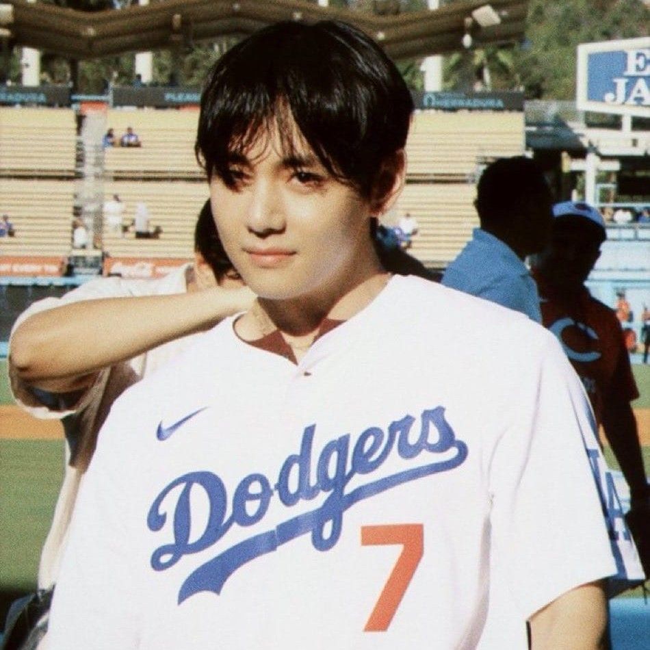 Latest photo of Kim Taehyung (V)