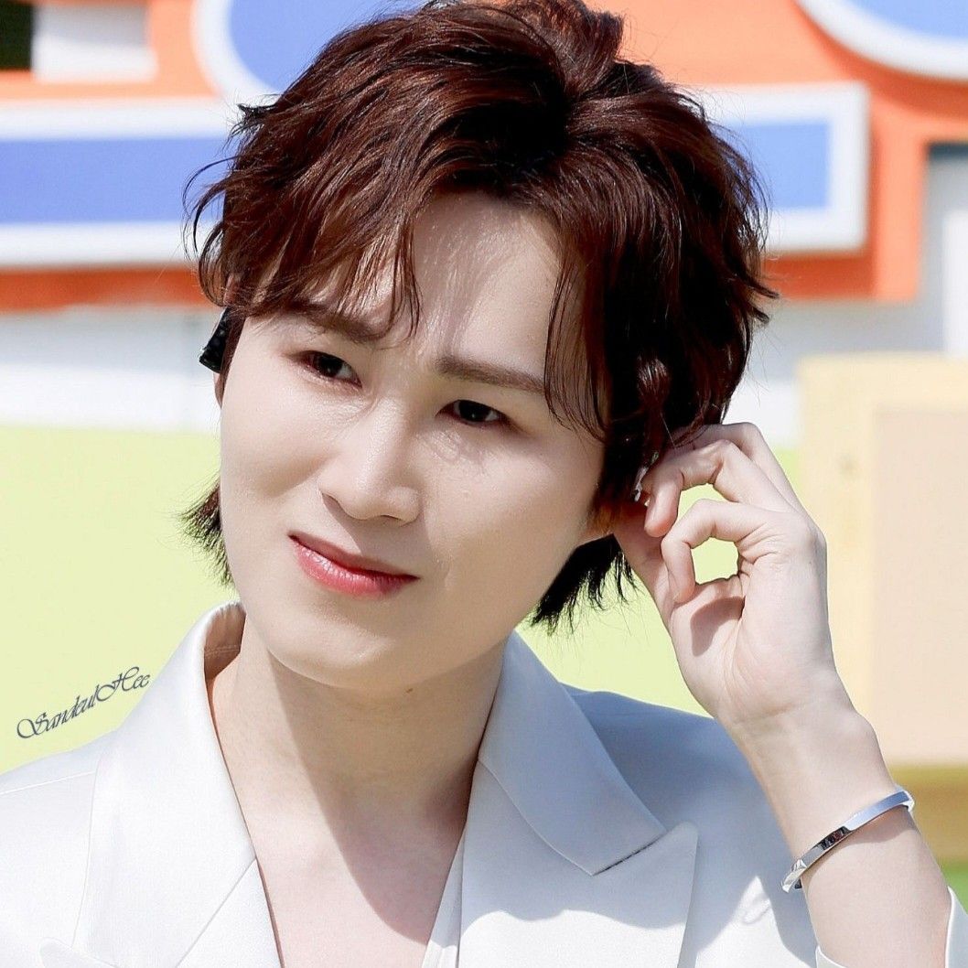 A moment captured by a fan of Kim Heejae