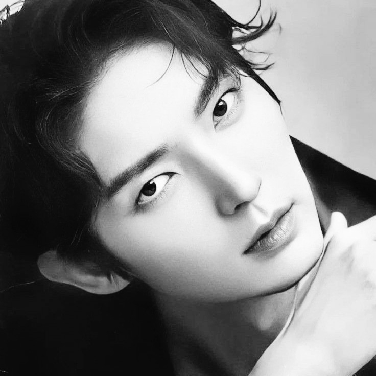 Behind-the-scenes cut of Lee Joongi