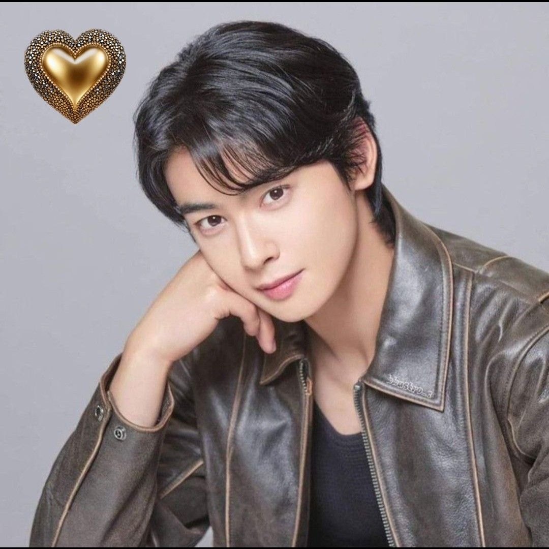Behind-the-scenes cut of Cha Eunwoo