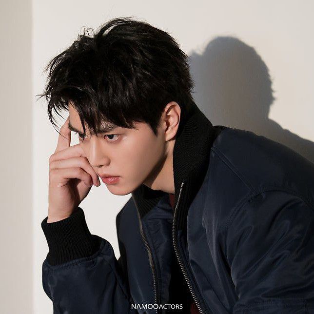 Behind-the-scenes cut of Song Kang