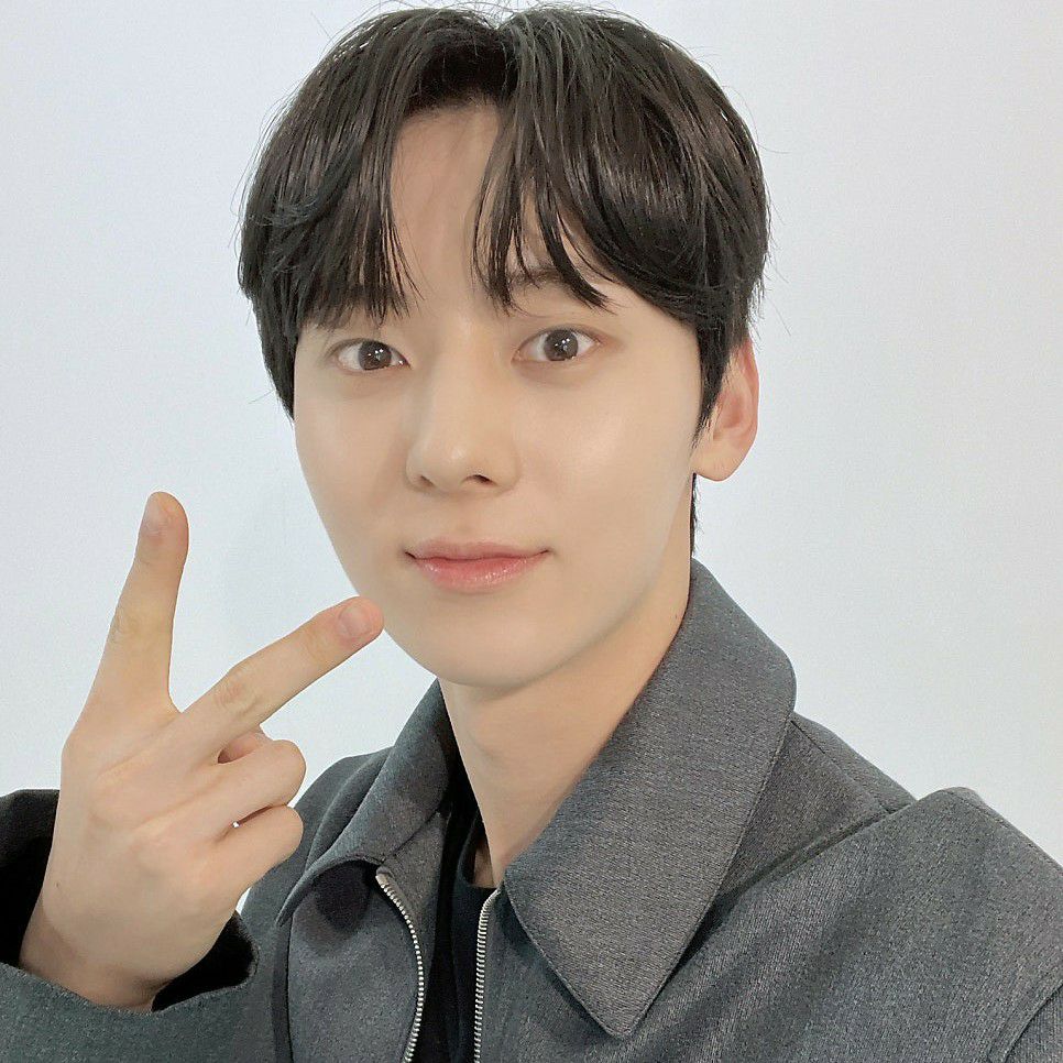 Latest photo of Hwang Minhyun