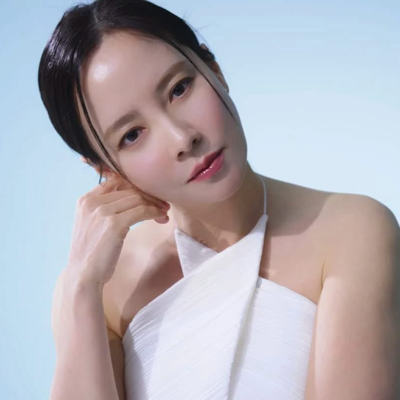 송지효 최근 활동샷