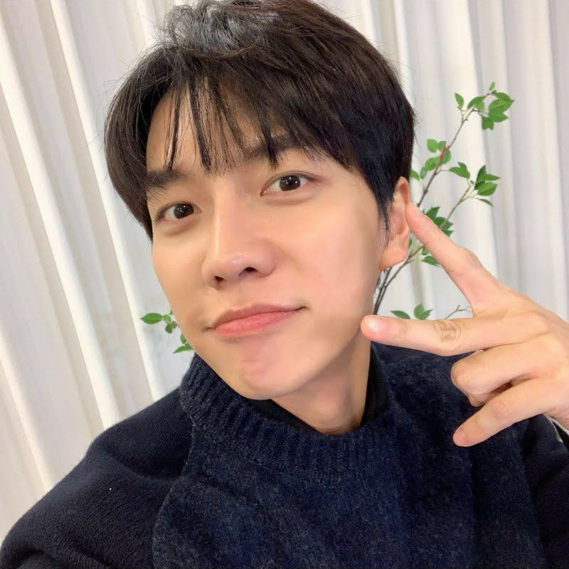 Cuplikan di balik layar dari Lee Seunggi