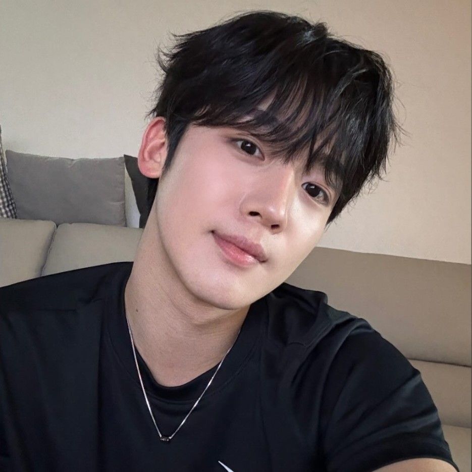 A moment captured by a fan of Kim Yohan