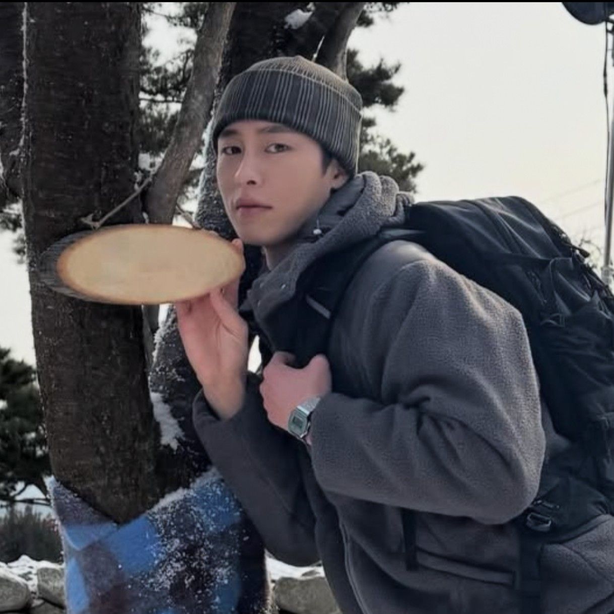 Recent activity shot of Lee Jaewook