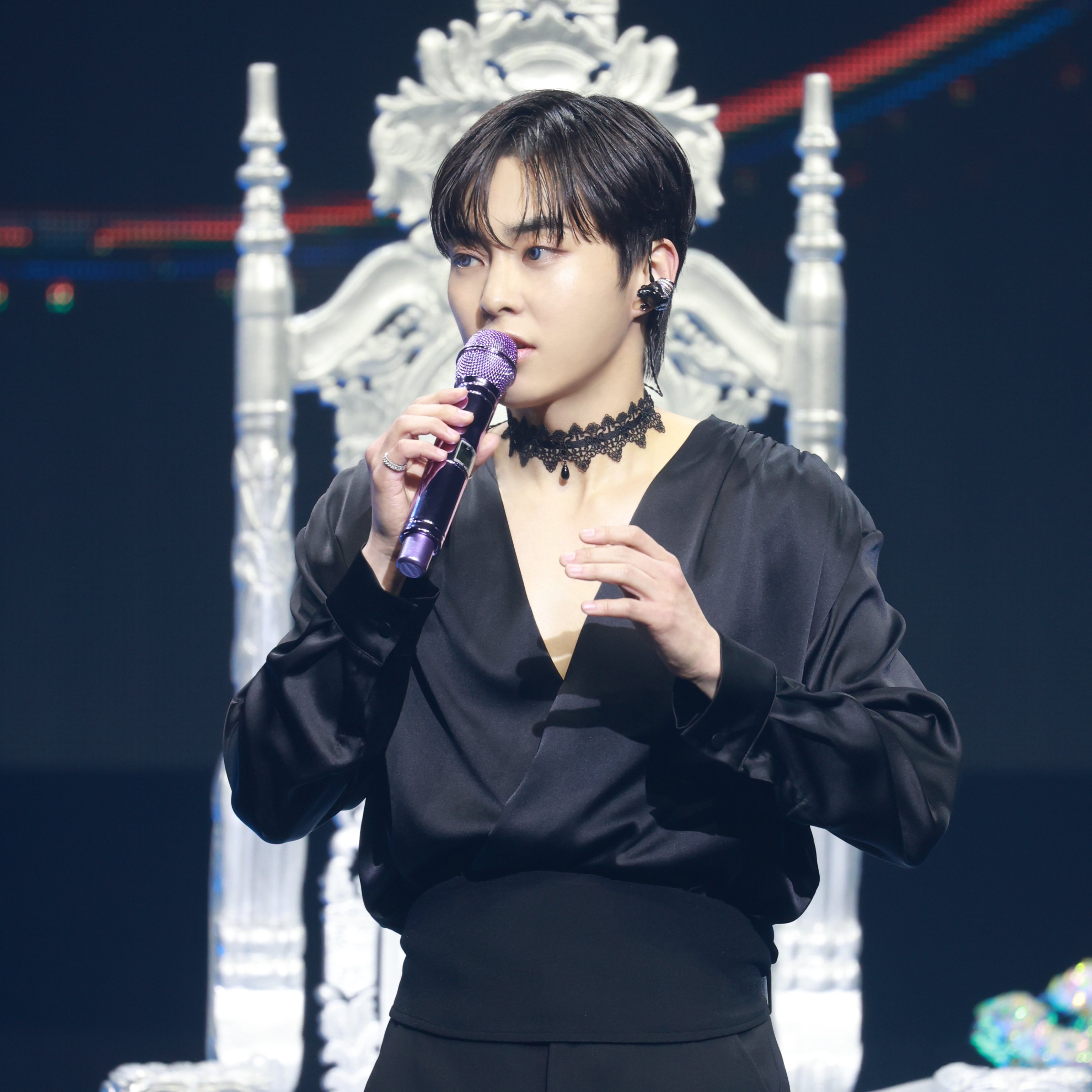 都暻秀 (D.O.)的幕後花絮