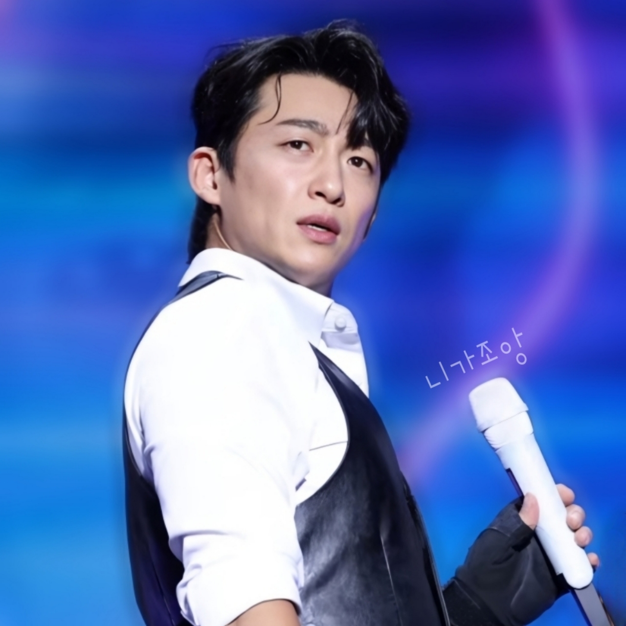 Recent activity shot of Shin Seungtae