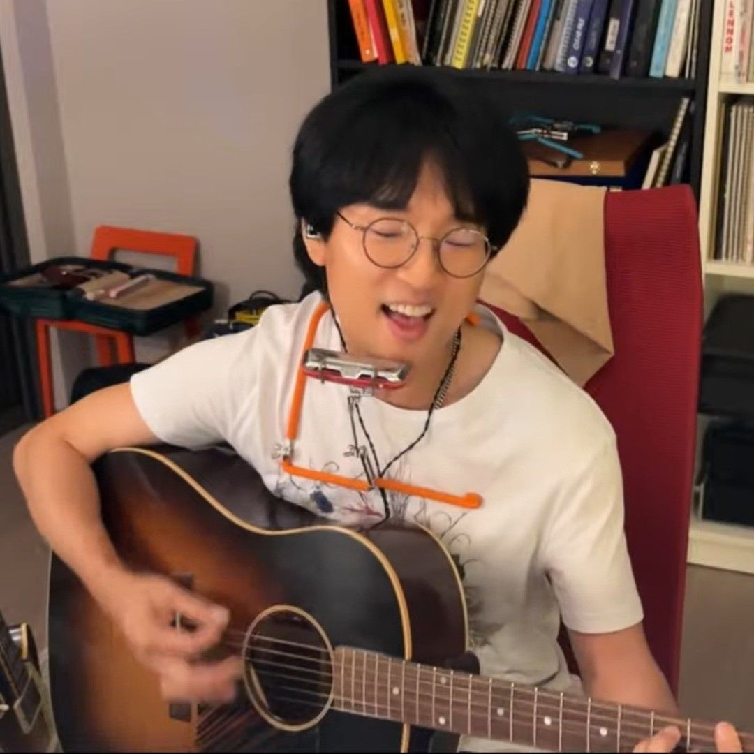 A moment captured by a fan of Bak Changgeun
